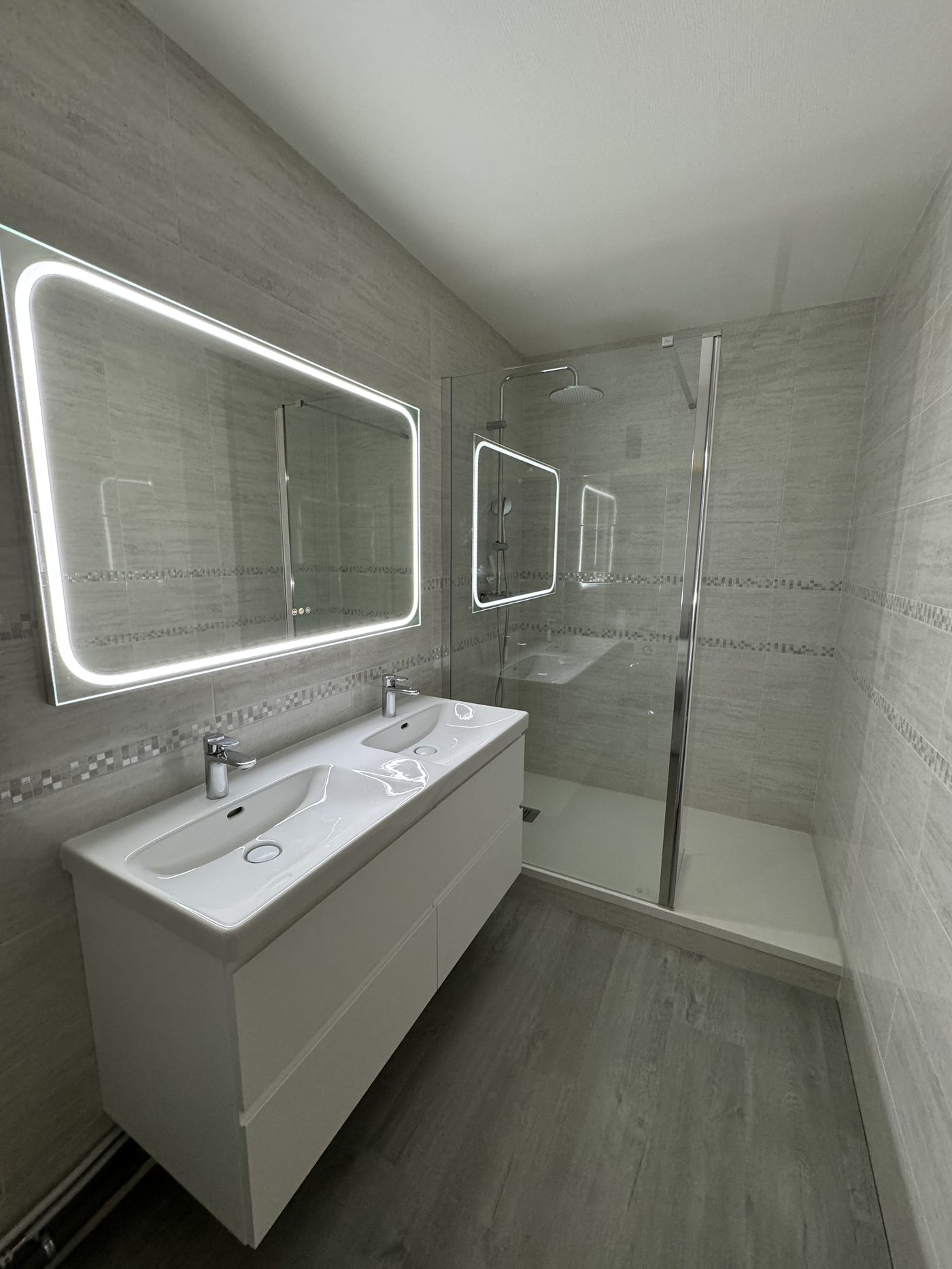 SDB double vasque